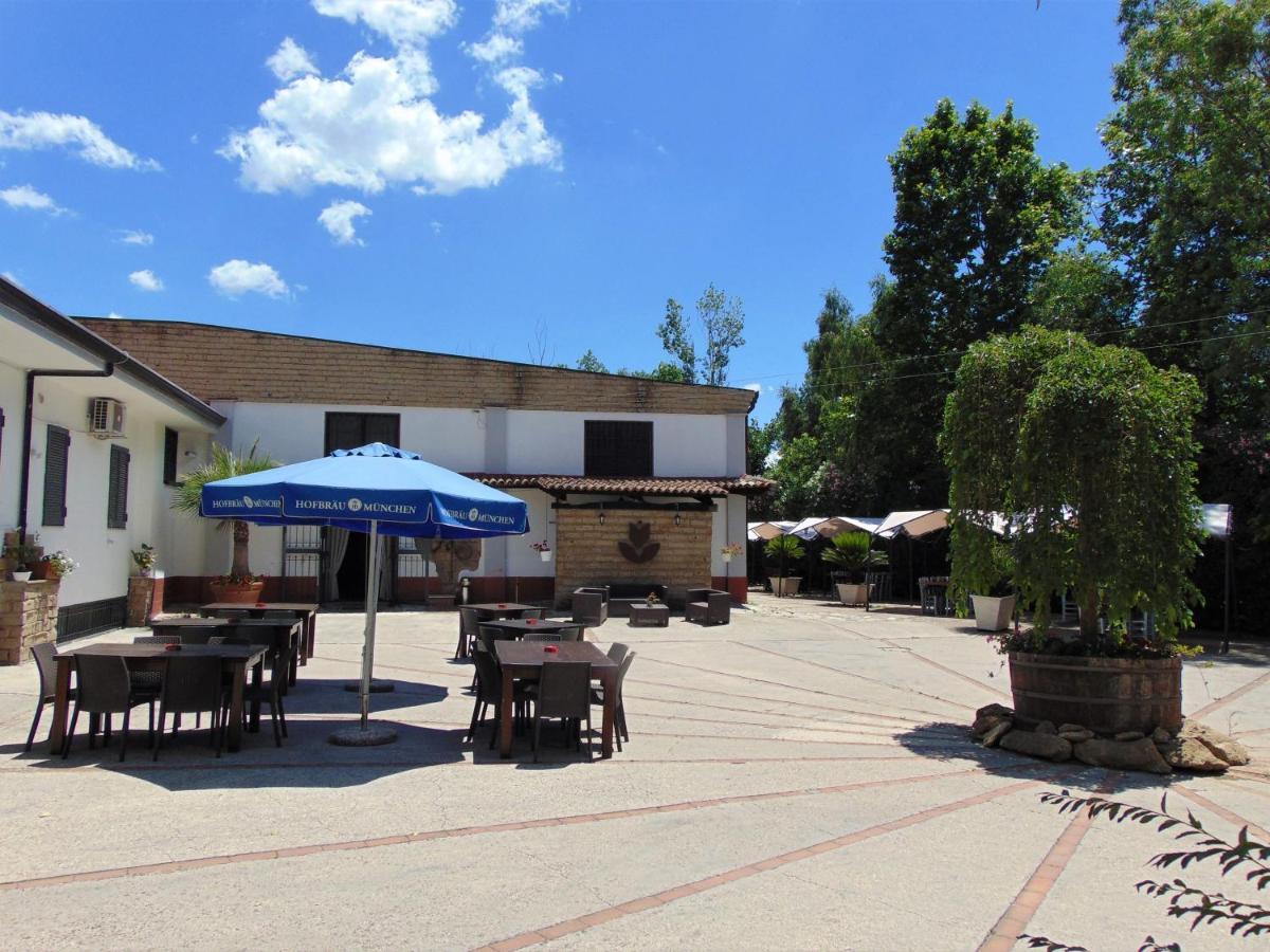 Casale Rurale Bed & Breakfast San Marco Evangelista Exterior photo